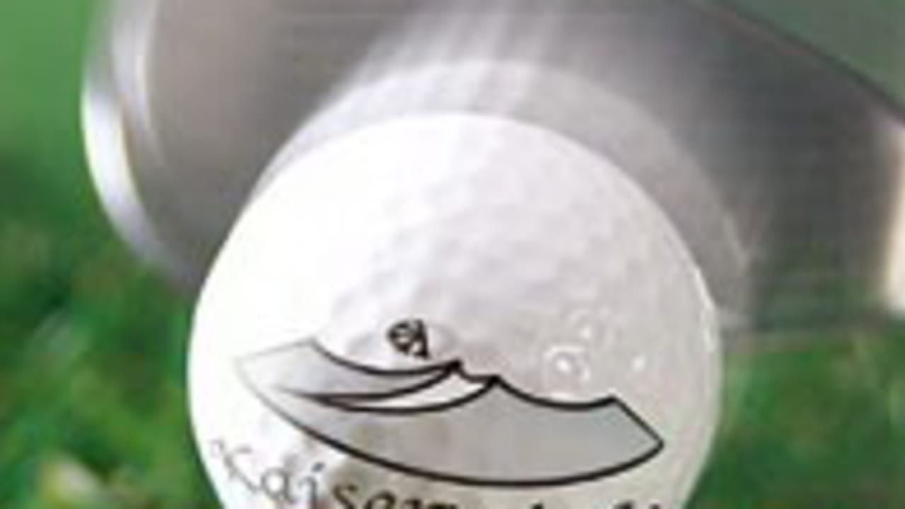 So enthalt die Kaiserwinkl-Card Ermäßigungen für Golf, Wassersporteinrichtungen, Bergbahnen, Adventure-Club, Sennerei sowie verschiendenen Gasthöfen, Geschäften und Freizeiteinrichtungen des Kaiserwinkls. (Foto: Tourismusverband Kaiserwinkl)