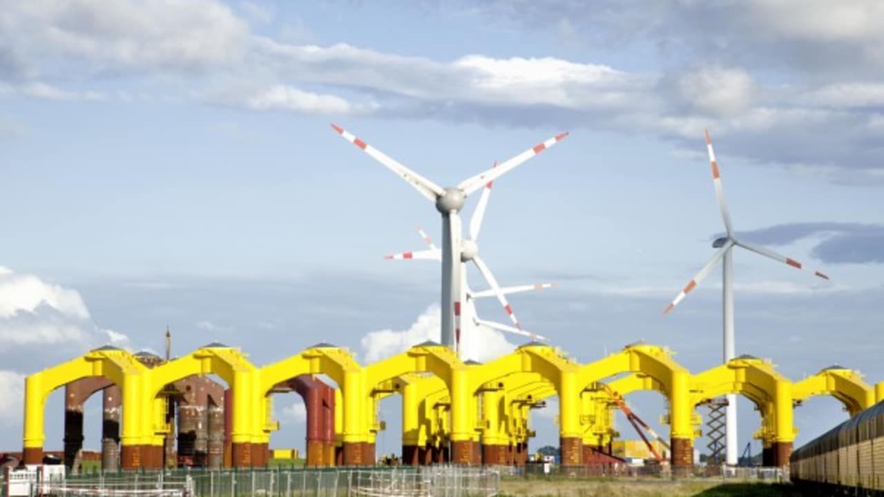 Die Windkraftanlage Groden im Landkreis Cuxhaven sorgt für erneuerbare Energie & Nachhaltigkeit. (Foto: Hamburg Marketing GmbH)
