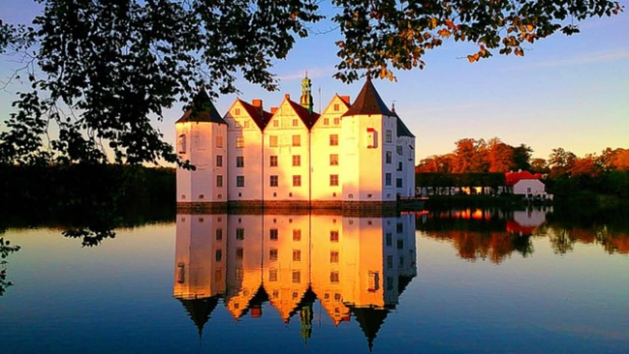 <h2>Wasserschloss Glücksburg</h2>