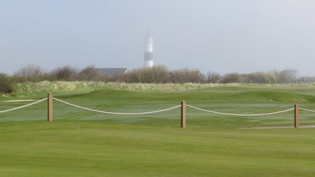 <h2>Herausforderung</h2>
Anspruchsvolles und abwechslungsreiches Golfen auf der Nordseeinsel wird jeden Golfer beeindrucken (Foto: flickr).