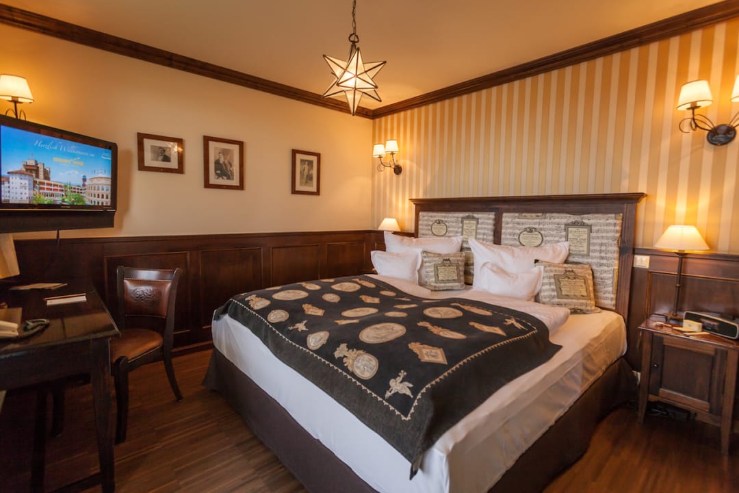 EP14_Colosseo_Themensuite_Caruso_Schlafzimmer_02_87383