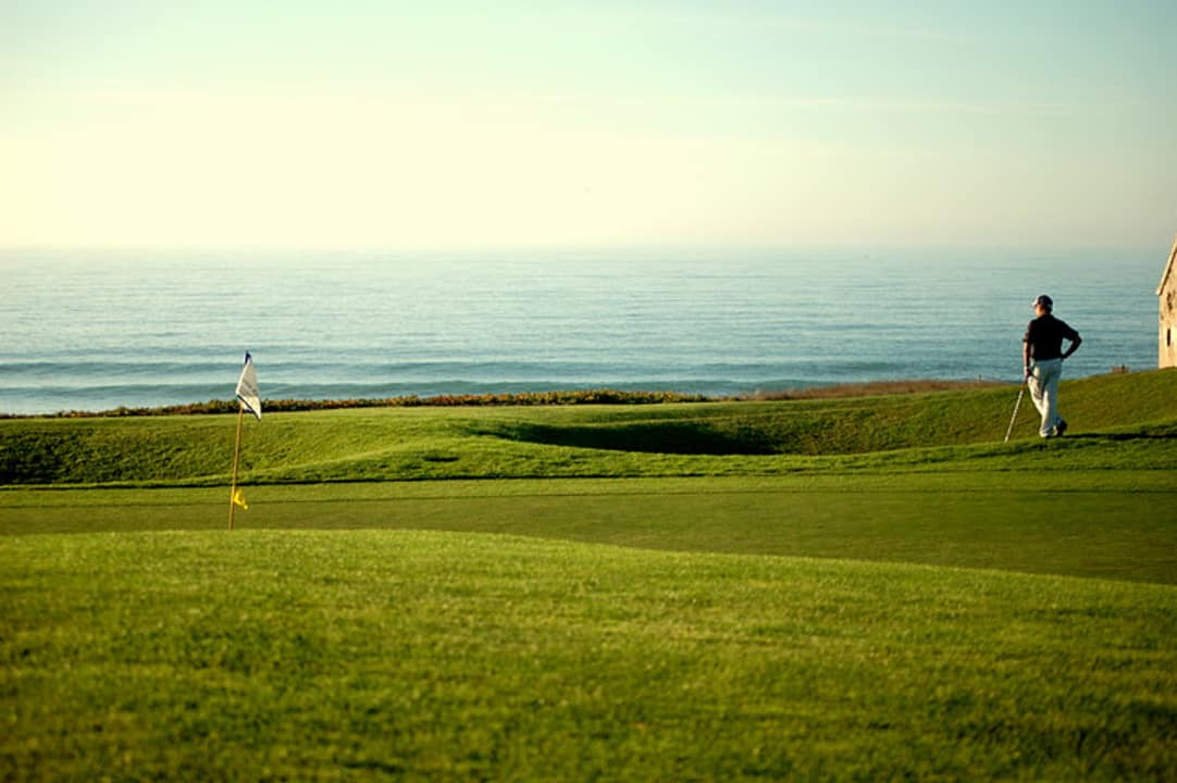 West-Cliffs-Praia-D'El-Rey-Golfreise-Portugal