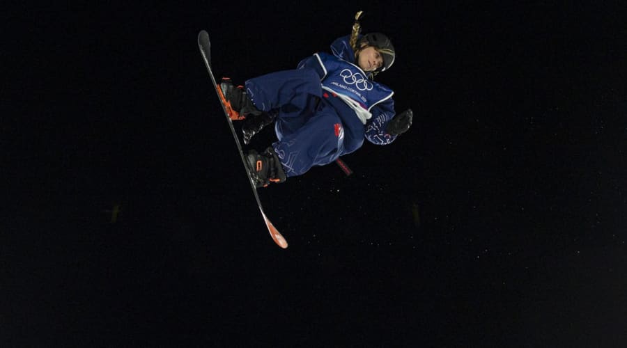 Maisie Hill éliminée en qualifications freestyle à Milano Cortina