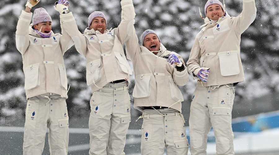 法国男子冬季两项接力首夺奥运金牌 打破冬奥会奖牌纪录