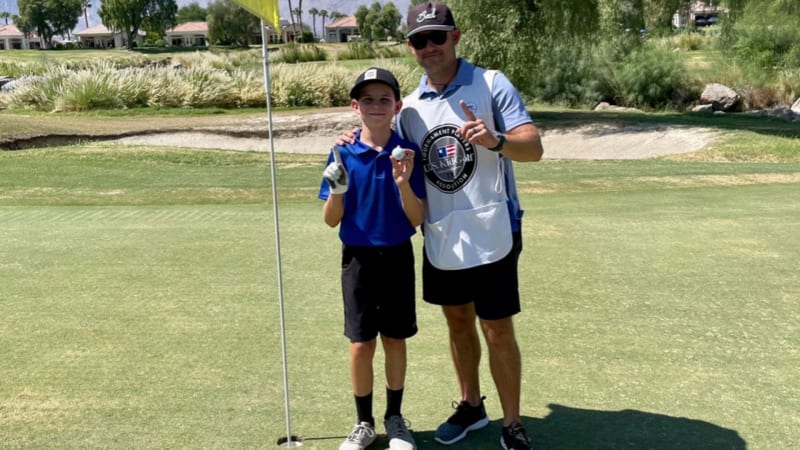 Zwei Holes-in-One in einem Tur...