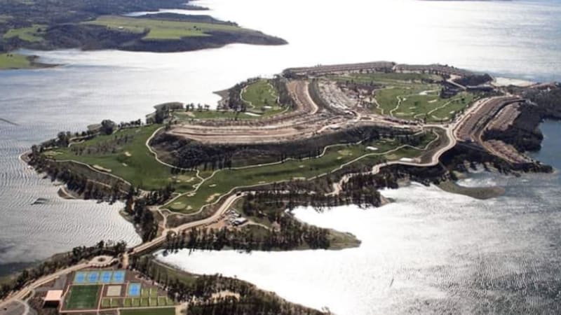 Spanisches Gericht beschließt:...