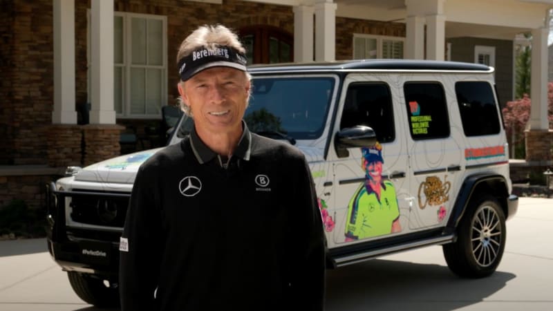 Bernhard Langer steckt sich gr...
