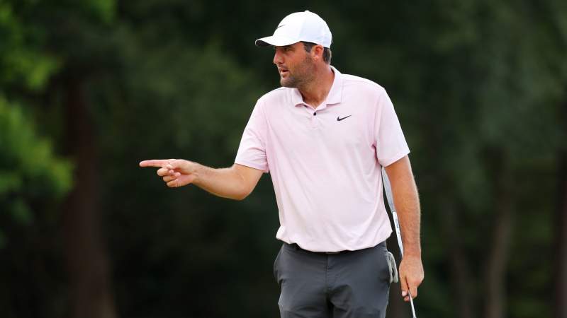 PGA Tour: Scheffler bleibt auf...