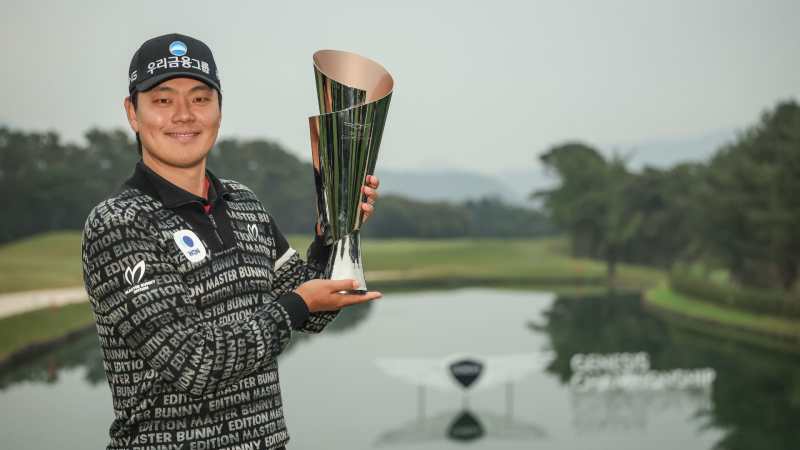 DP World Tour: Junghwan Lee ge...