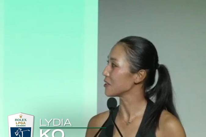 Lindy Duncan erhält den Heathe...