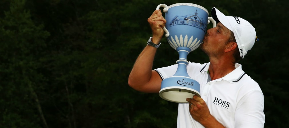 Genießt den Moment - Henrik Stenson gewinnt die Deutsche Bank Championship. (Foto: Getty)