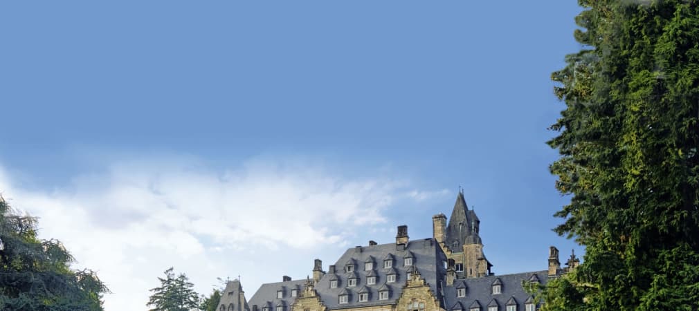Schon bald kann einer unserer Leser in einem kaiserlichen Ambiente abschlagen und sich im Schlosshotel Kronberg verwöhnen lassen. (Foto: Schlosshotel Kronberg)