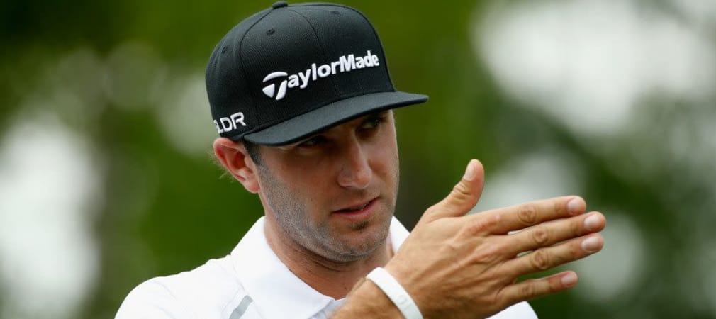 Da lief so gar nichts zusammen bei Dustin Johnson in Runde eins der Shell Houston Open, und promt zieht der Amerikaner zurück. (Foto: Getty)