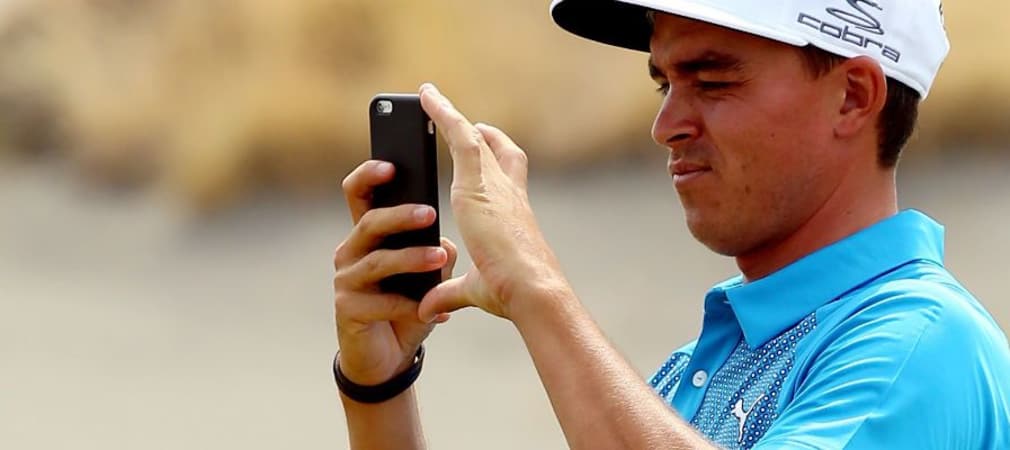 Technische Hilfsmittel in Form von Apps oder Gadgets sind ein weit verbreiteter Begleiter auf dem Golfplatz.