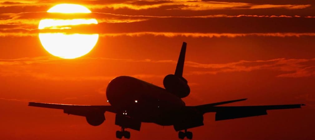 Ab in den Süden: Einfach in den Fliege steigen und auf den Golfplatz. Doch wie teuer wird das Golfgepäck? (Foto: Getty)