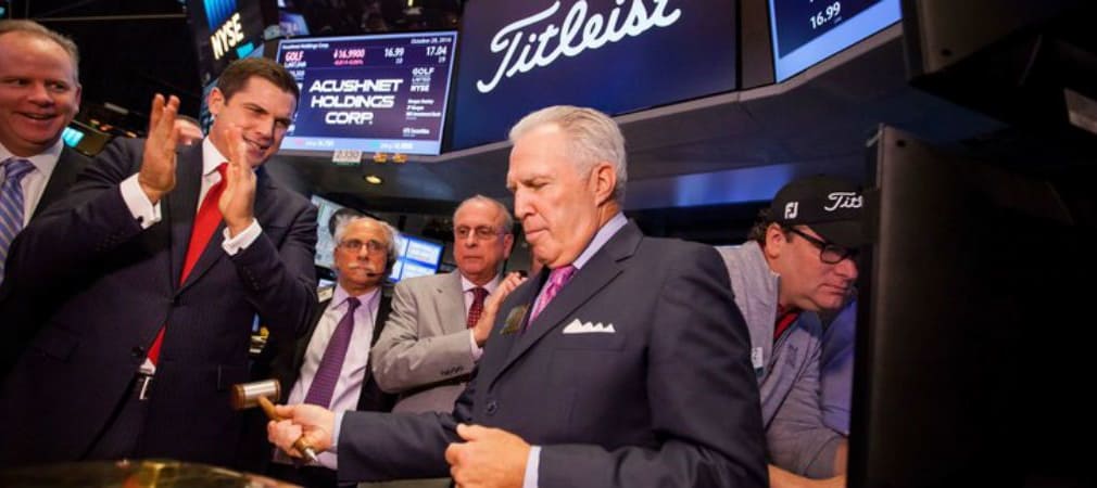 Acushnet CEO Wally Uihlein (re. vorne) eröffnete den Handel mit
