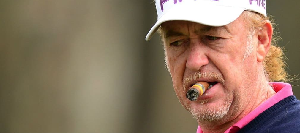 Miguel Angel Jimenez ist nicht glücklich darüber, dass er in der Kapitänsauswahl für den kommenden Ryder Cup übergangen wurde. (Foto: Getty)