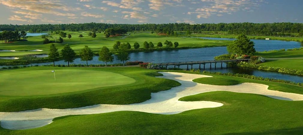 Wasser ohne Ende, üppiger Baumbestand und makellose Platzbedingungen. Das ist Golf in Orlando. (Foto: golforlandoflorida.com)