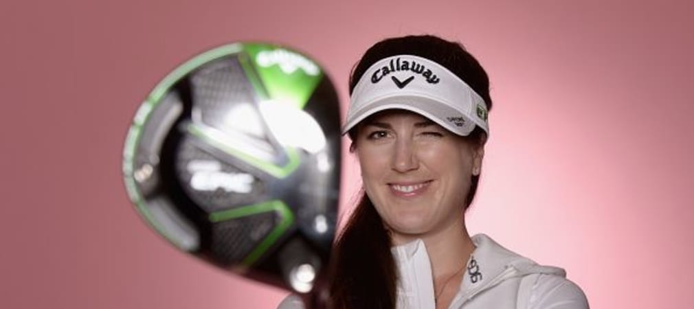 Sandra Gal ist ein echtes Allroundtalent. Neben dem Golfen malt und singt sie gerne.
