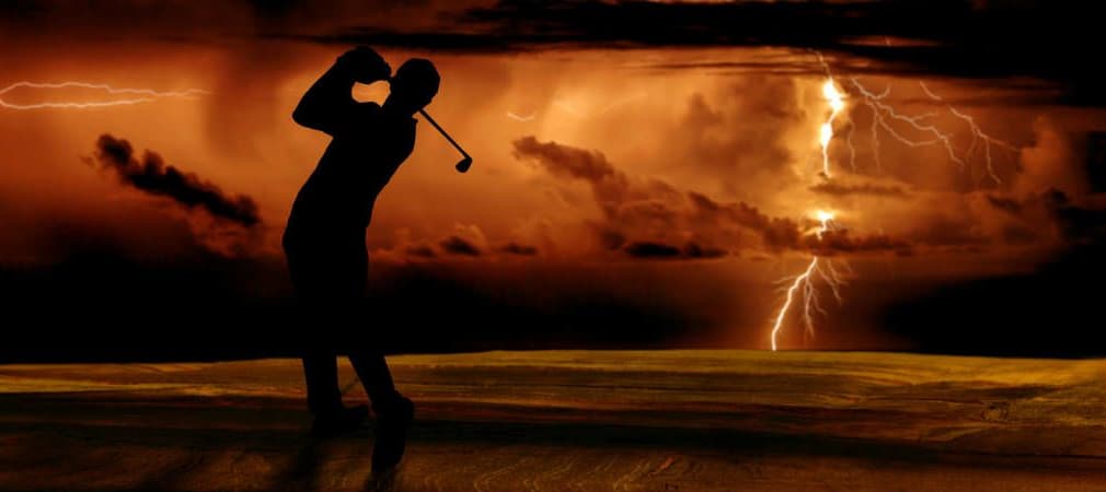 Sommerzeit ist Gewitterzeit. Golfer sollten sich vor Donner und Blitzen frühzeitig in Sicherheit bringen.