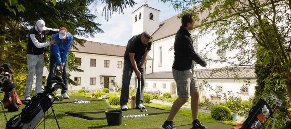 Im Kloster St. Josef in Neumarkt kann Klosterurlaub mit golferischem Engagement verbunden werden.