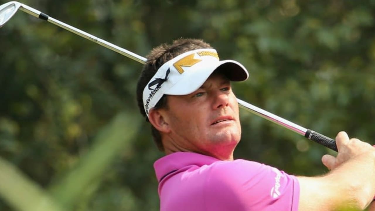 Alex Cejka beendete die erste Runde der Thailand Golf Championship als Führender