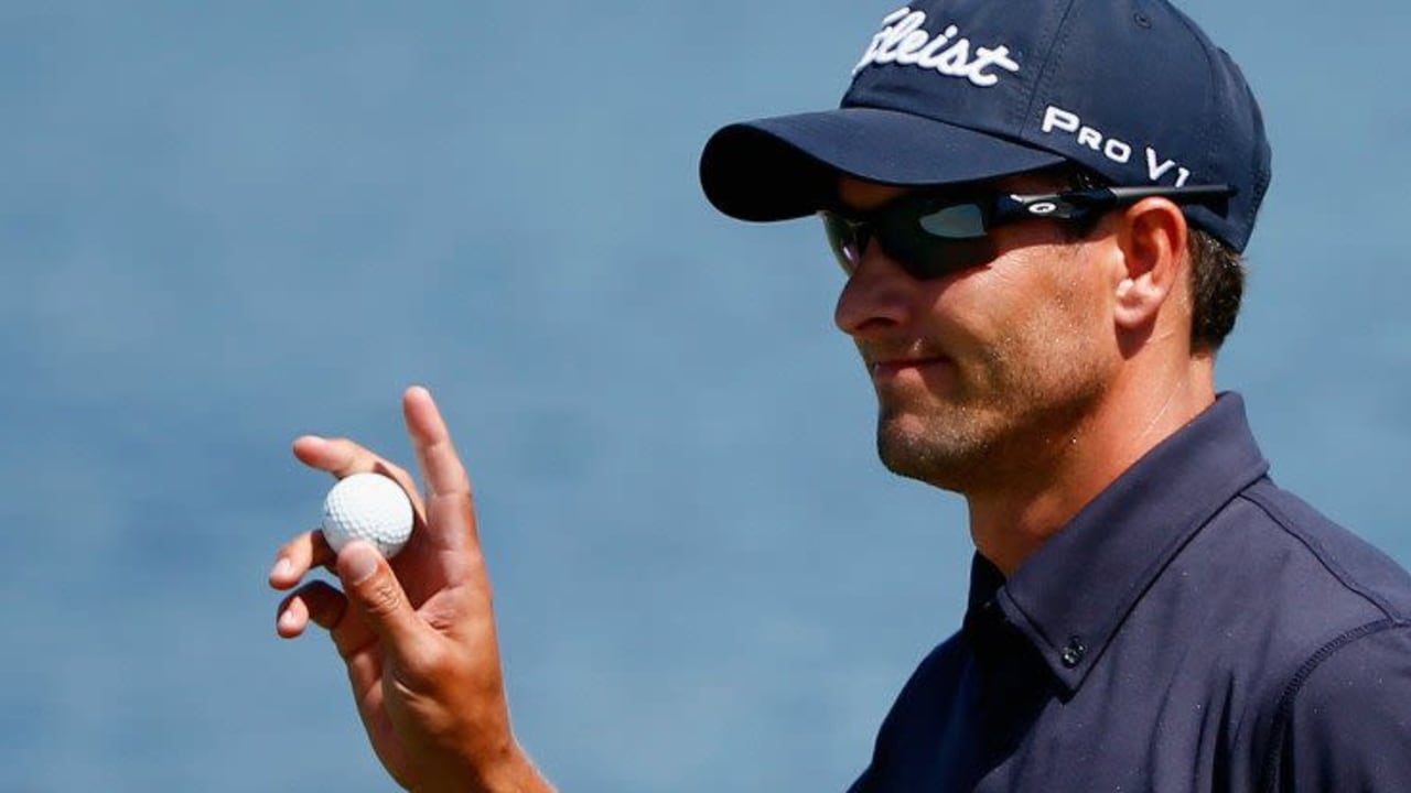 Adam Scott egalisierte am ersten Tag des Arnold Palmer Invitational den Platzrekord und lag deutlich in Führung (Foto: Getty)