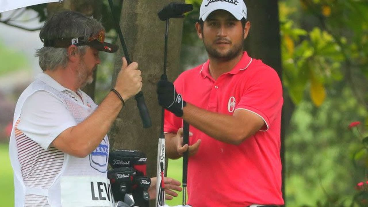 Alexander Levy Blick ins Bag