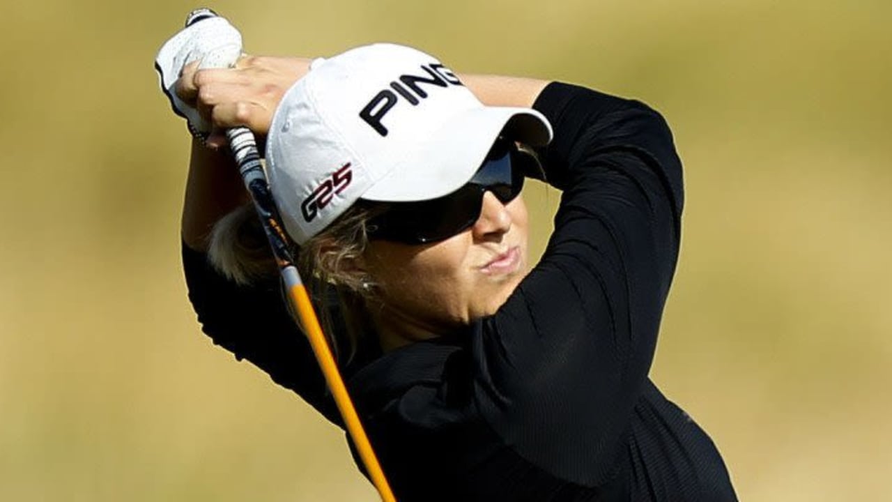Julie Greciet beim Sberbank Golf Masters 2014