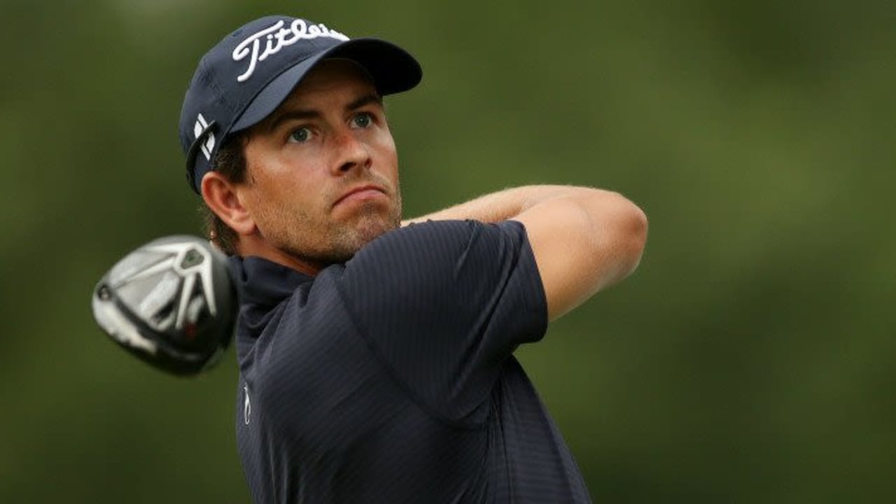 Adam Scott spielt sich am zweiten Tag mit einer 65er Runde an die Spitze des Feldes. Im Vorjahr konnte der Weltranglistenerste bereits The Barclays für sich entscheiden.(Foto: Getty)