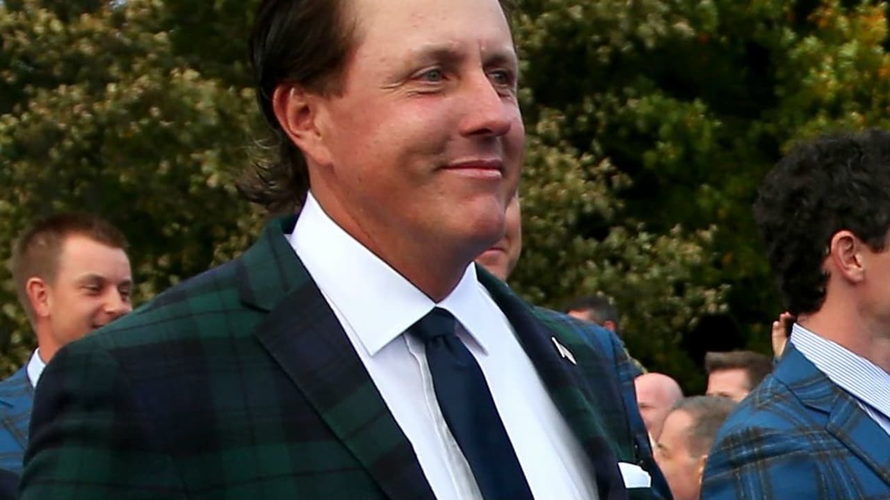 Phil Mickelson trifft zum Auftakt des Ryder Cups direkt auf den Weltranglistenersten Rory McIlroy.