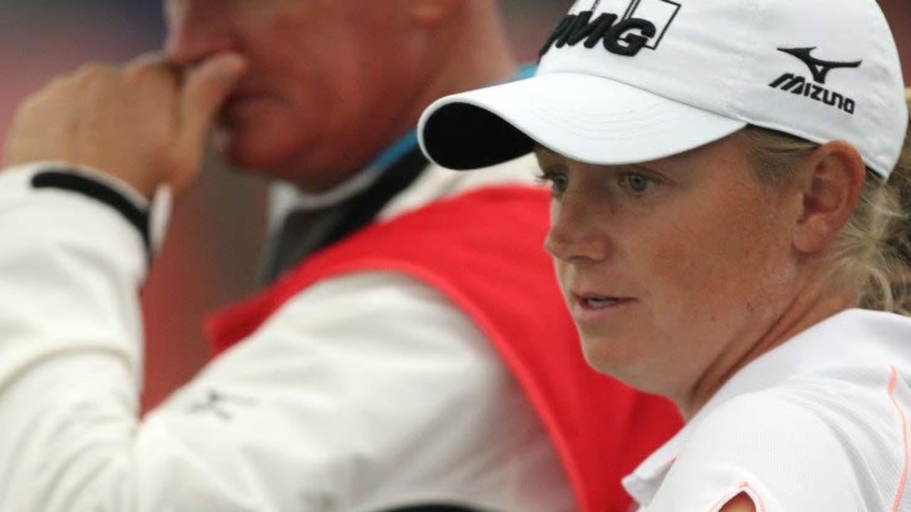 Stacy Lewis setzte sich zum Auftakt der Sime Darby LPGA Malaysia an die Spitze des Feldes in Kuala Lumpur.