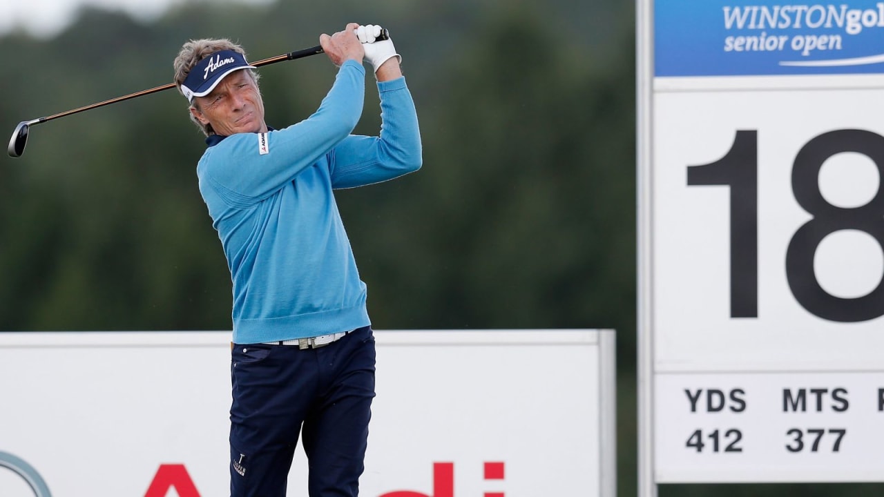 Durch die Rescuehölzer kann Bernhard Langer immernoch mit den jungen, in Sachen Länge mithalten. (Foto: Getty)