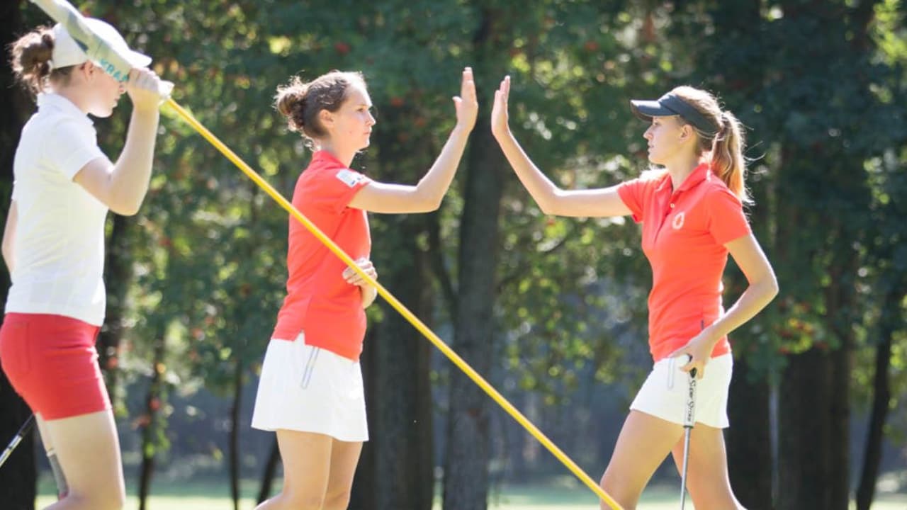 Die Damen des Nürnberger GC sichert sich den Sieg und den Klassenerhalt (Foto: Stefan Heigl)