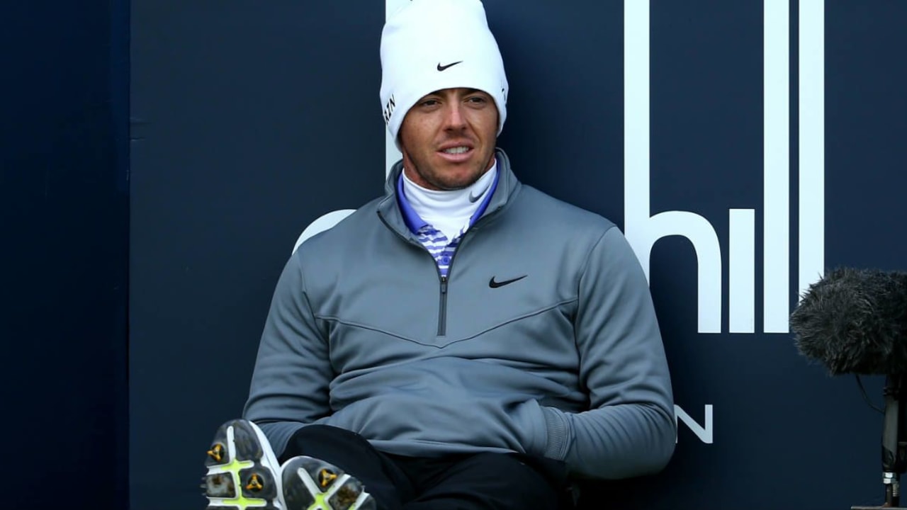 Im Sitzen erobert Rory McIlroy die Spitze der Weltrangliste zurück. (Foto: Getty)