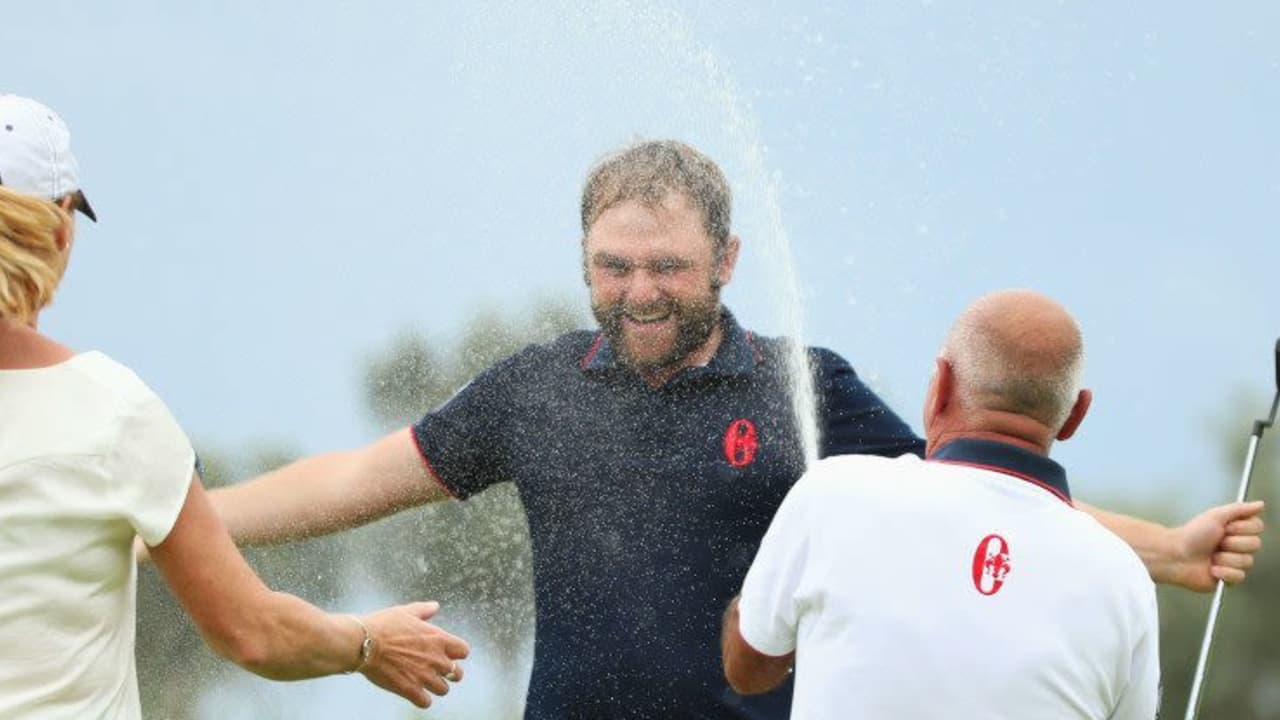 Beim Portugal Masters lässt Andy Sullivan die Konkurrenz im Regen stehen. (Foto: Getty)