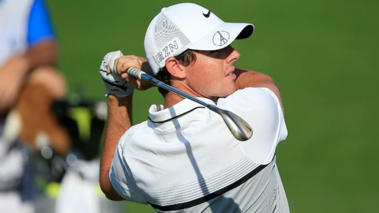 Blick auf den Ball. Rory McIlroy mit Nike Ausrüstung. (Foto: Getty)