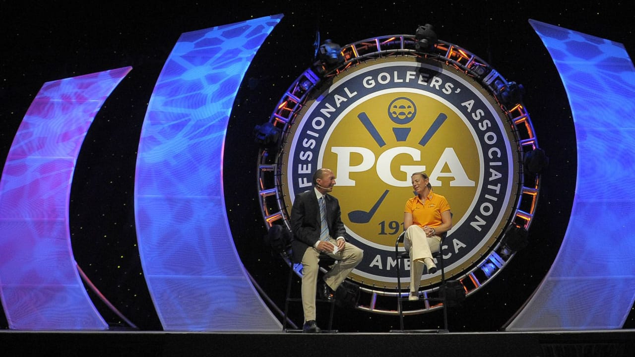 Vor dem Haupteingang der PGA Merchandise Show 2016. (Foto: Golf Post)