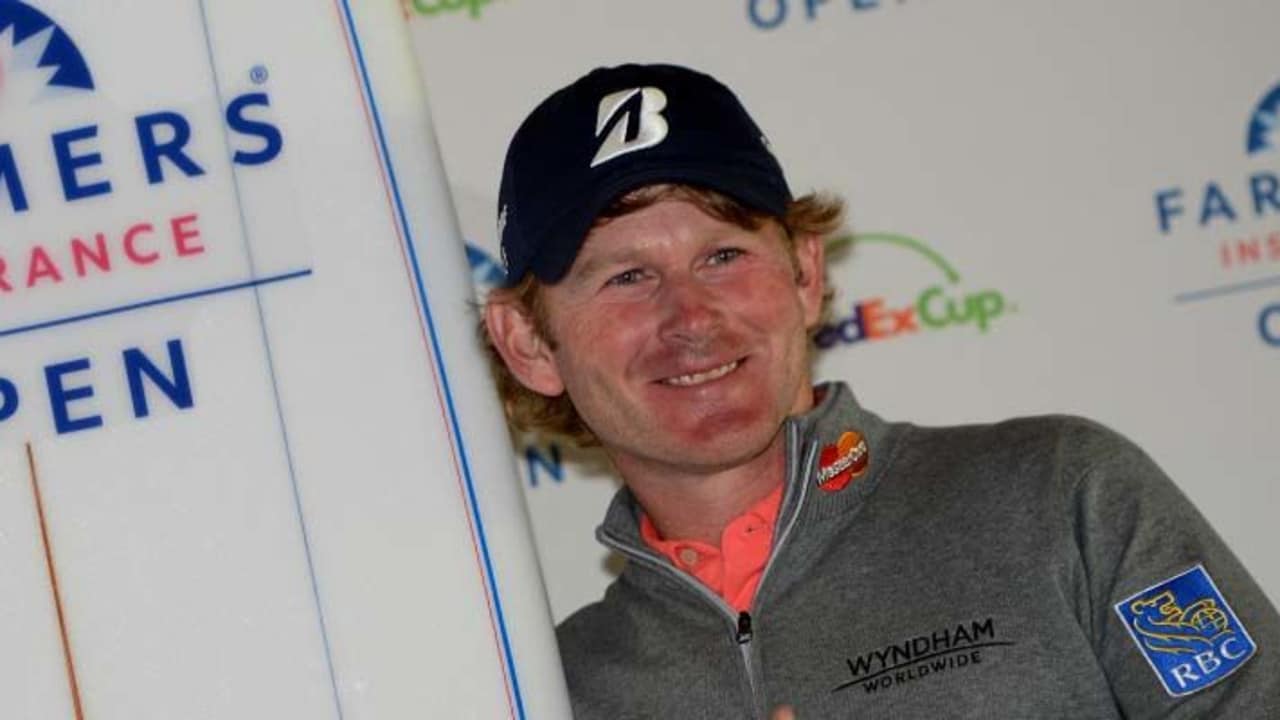 Brandt Snedeker gewinnt die Farmers Insurance Open, ohne am entscheidenden Tag einen Schlag spielen zu müssen.