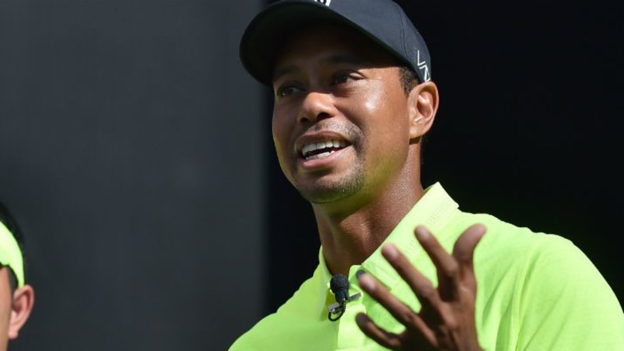 Tiger Woods trainiert wieder am Simulator. Wann er auf die Tour zurückkehrt ist dennoch offen. (Foto: Getty)