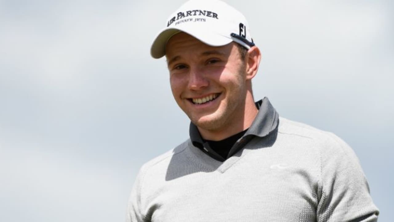 Maximilian Kieffer hat allen Grund zum Lachen: Aus dem Top 15 geht er ins Wochenende der Hero Indian Open. (Foto: Getty)