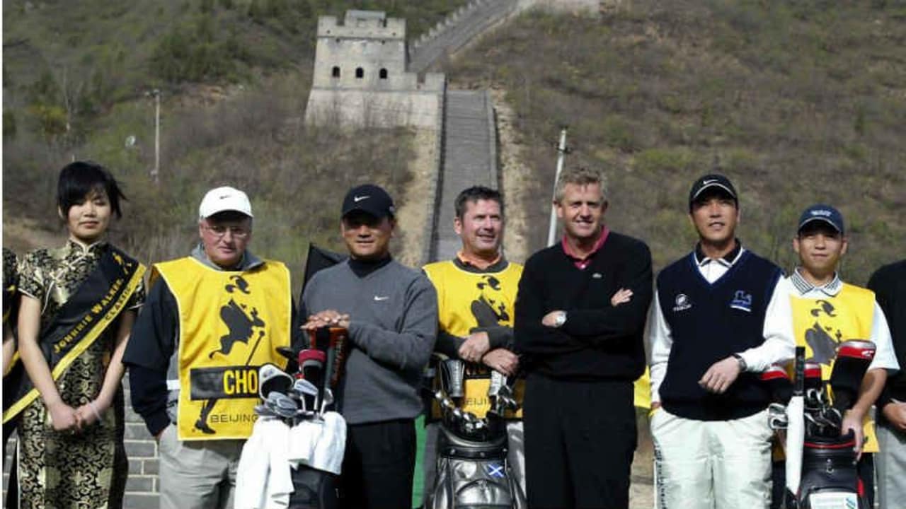 Auch wenn die Profis schon seit vielen Jahren regelmäßig in China Station machen, auch politisch bedingt erlebt das Reich der Mitte erst jetzt einen spürbaren Golf-Boom.