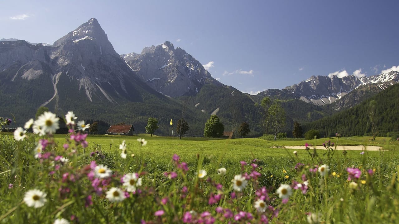 Golf Alpin bedeutet Golfspielen auf saftigen Fairways, hervorragend gepflegten Grüns und paradiesischen Naturlandschaften. (Foto: Paul Severn)