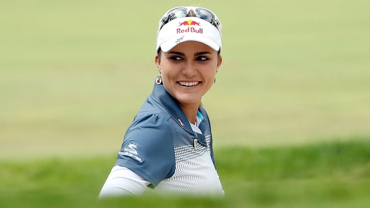 Lexi Thompson mit dem schönsten Schlag des Tages bei Auftakt der Swinging Skirts. (Foto: Getty)
