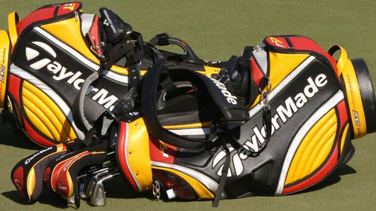 Neben Schlägern enthält ein Golfbag noch viel mehr. Doch was genau eigentlich? (Foto: Getty)