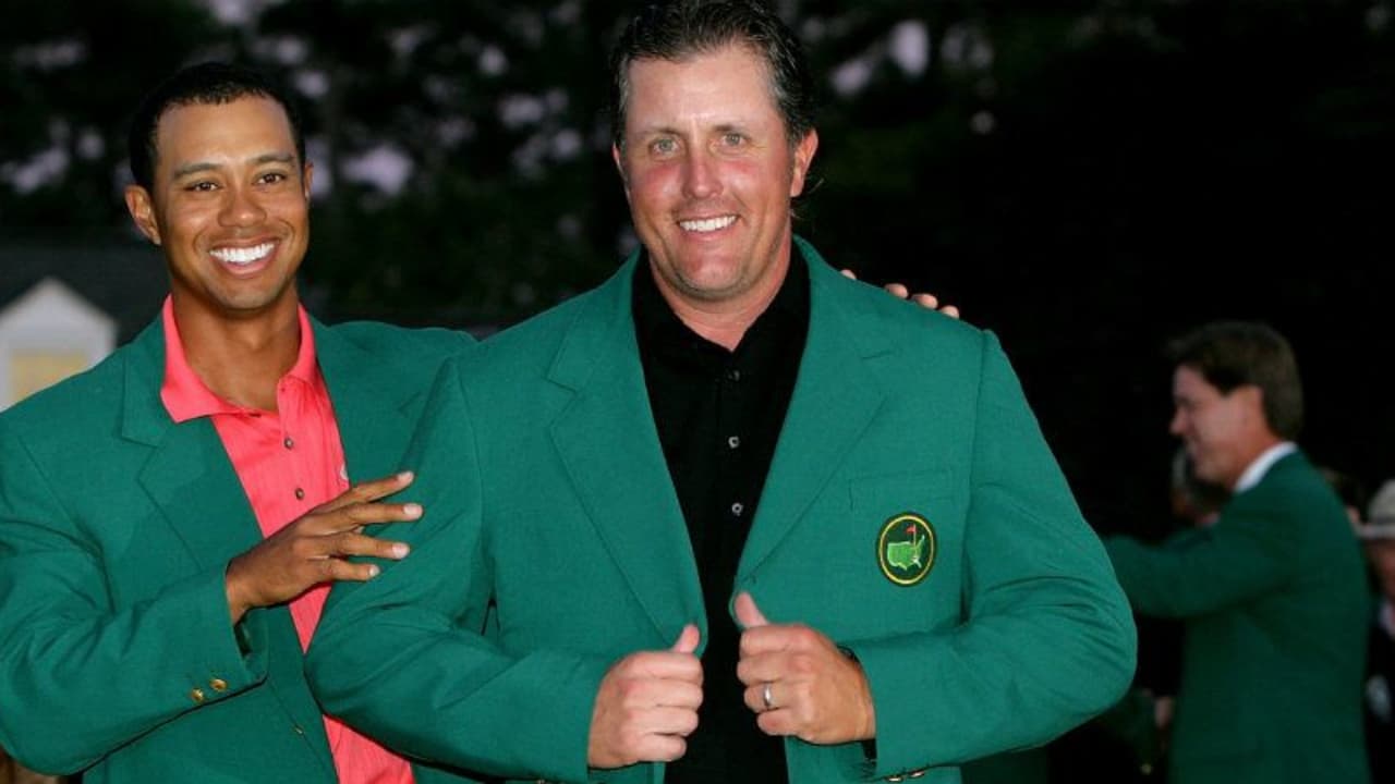 Tiger Woods und Phil Mickelson sind nicht mehr die Jüngsten. Doch bei den Fans stehen die beiden ehemaligen Masters-Sieger hoch im Kurs. (Foto: Getty)