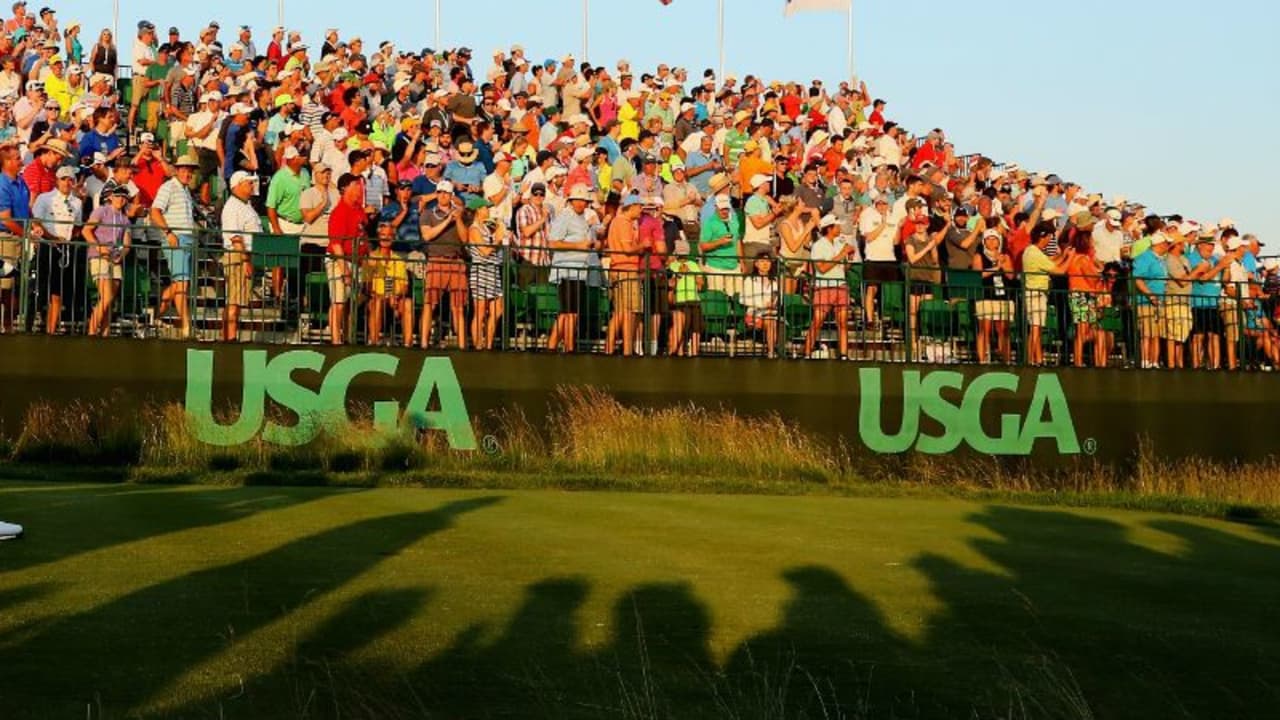 Die USGA machte Dustin Johnson seine Finalrunde schwieriger, als sie ohnehin schon war. (Foto: Getty)
