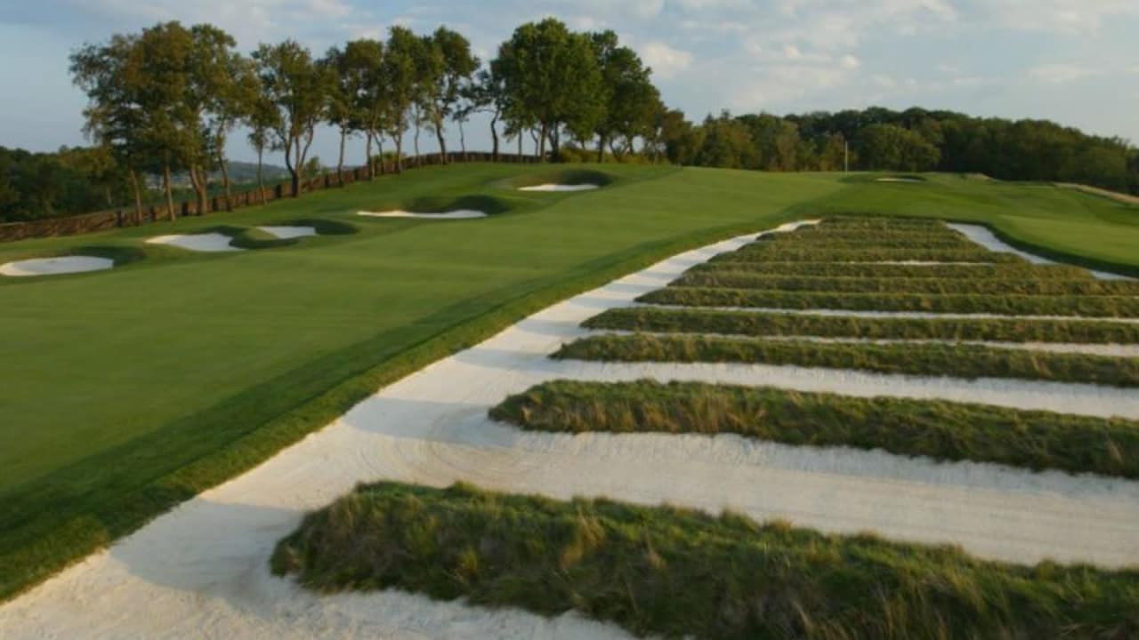 Der Kurs des Oakmont Country Club bringt selbst die besten Spieler regelmäßig zur Verzweiflung - und genau deshalb ist er bei den Ausrichtern der US Open so beliebt. (Foto: Getty)