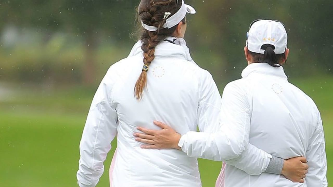 Schlaggleich erreichen Sandra Gal (l.) und Caroline Masson (r.) das Wochenende der Women's British Open.
