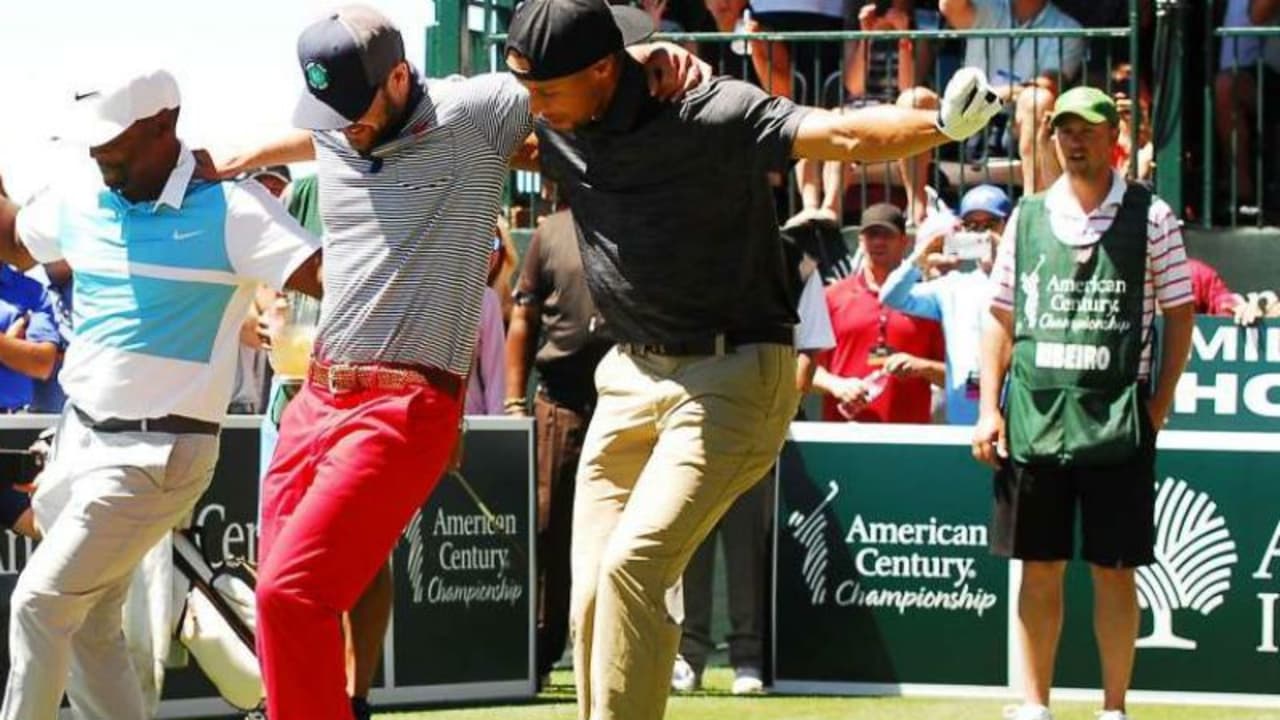 Alfonso Ribeiro, Justin Timberlake und Steph Curry hatten Spaß bei der American Century Championship. (Foto: Twitter @BaskteballForever)